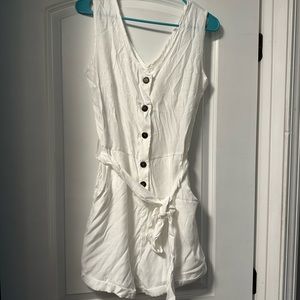 White romper with pockets
